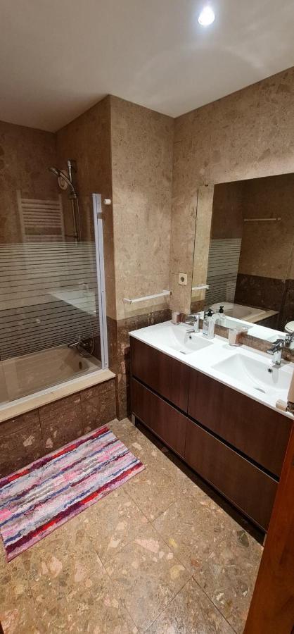 Apartamento Francelos Condominio บีลาโนวาเดกายา ภายนอก รูปภาพ